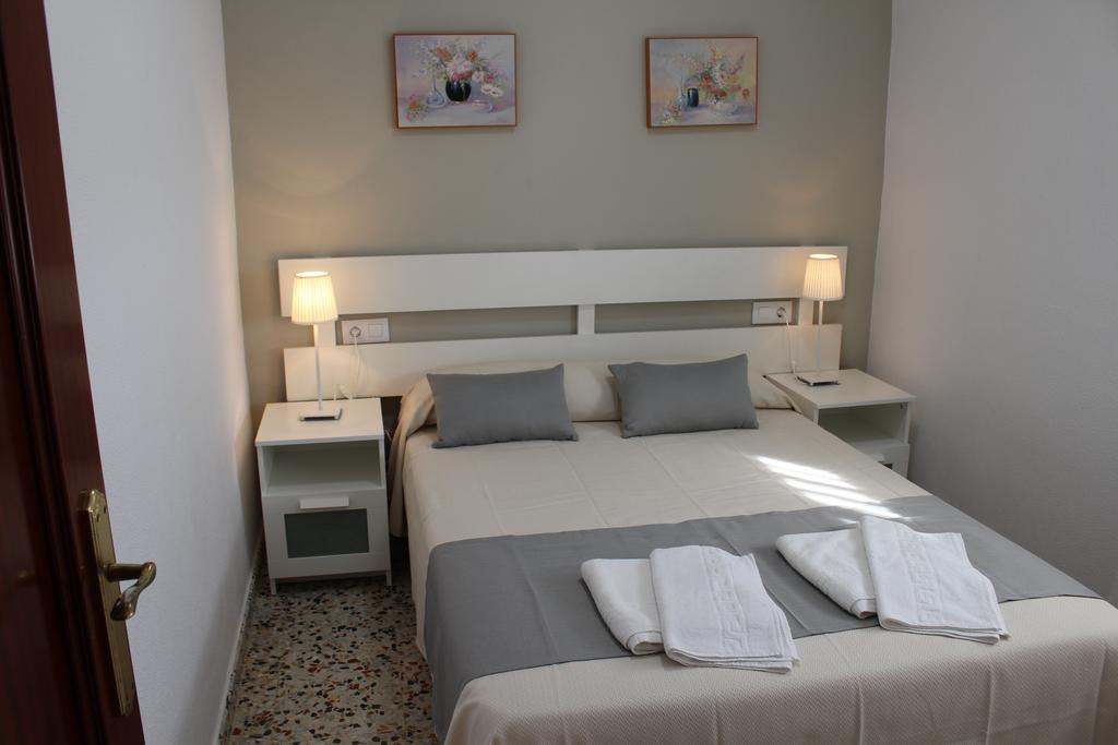 Apartamentos Bolonia Paraiso Exterior photo